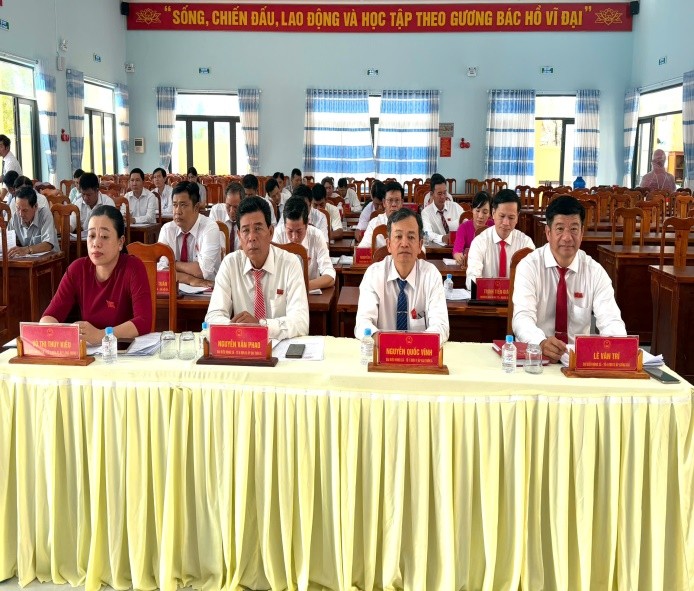 Hội đồng nhân dân xã Hòa Minh tổ chức thành công Kỳ họp Thứ Ba (kỳ họp thường lệ cuối năm 2025)